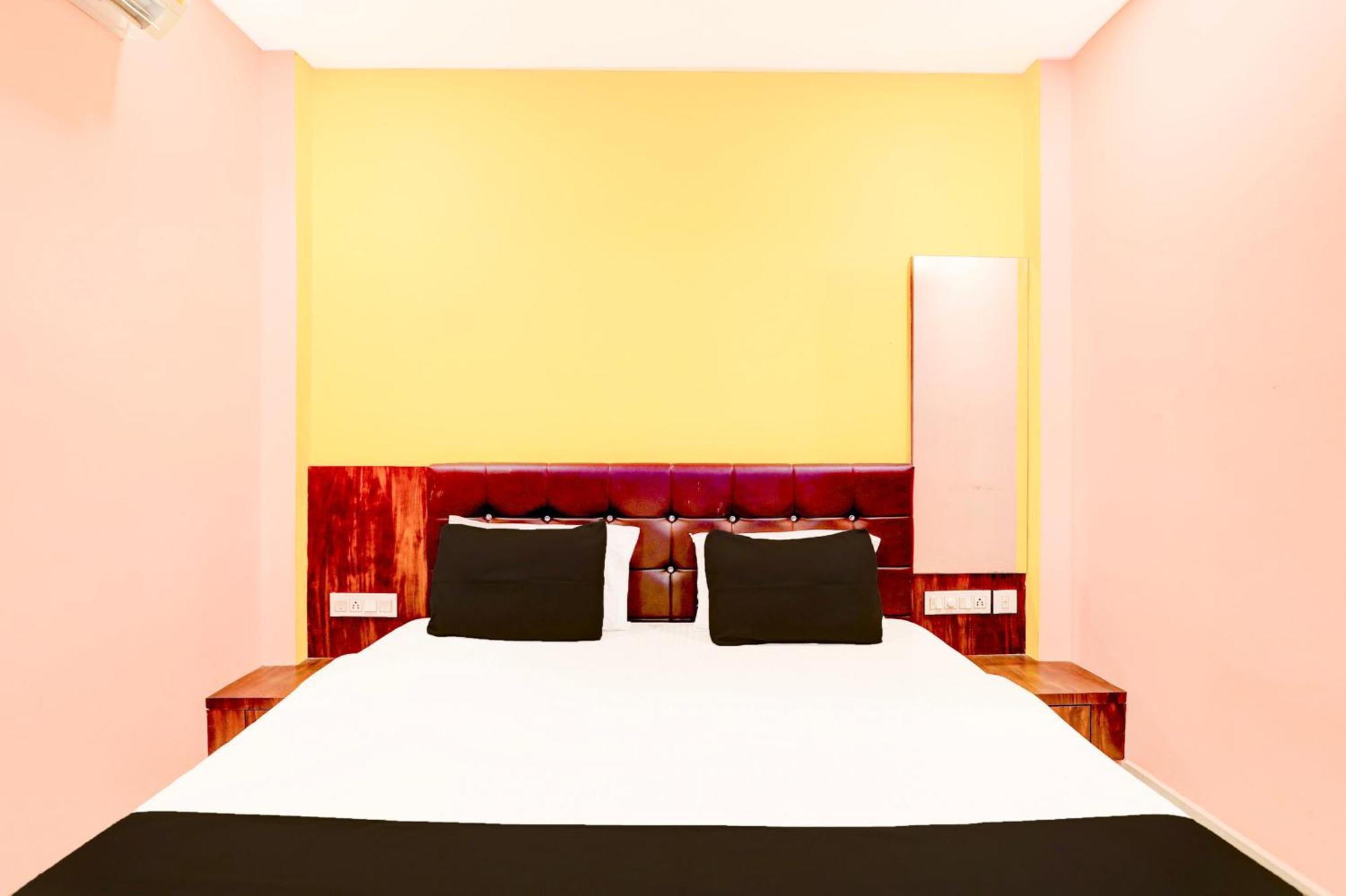 Hotel O Jagdish Palace Puri Ngoại thất bức ảnh